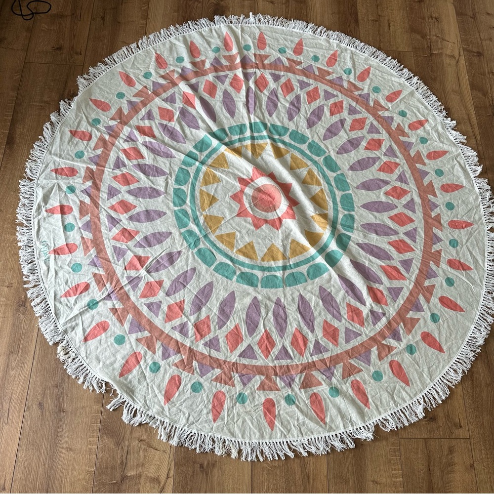 Round Bohemian Fringe Tapestry